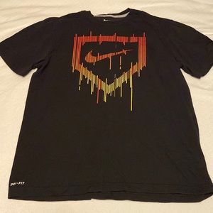 Men’s Nike T-shirt size XL